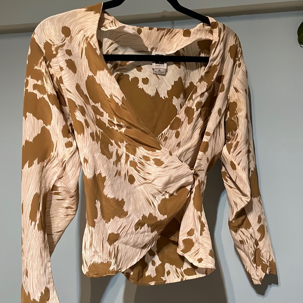 Anne Klein Patterned Wrap Top - image 1